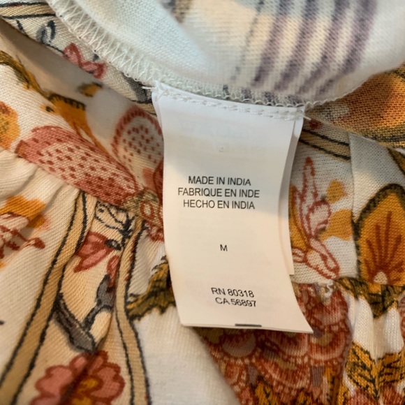 Lucky Brand 🍀Boho Deep V Wrap Flutter Sleeve Top - Picture 3 of 7